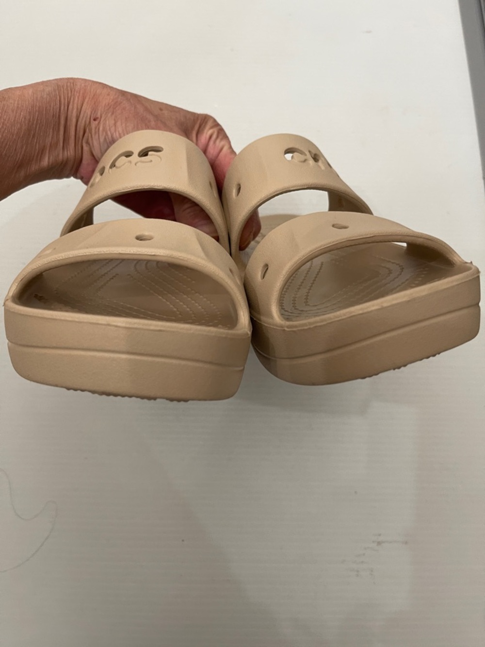 CROCS BAYA PLATFORM SANDAL WOMENS SIZE 9 - Picture 8 of 12